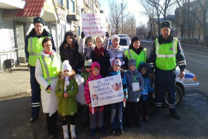 Сотрудники ОГИБДД провели акцию «Дети против ДТП!"