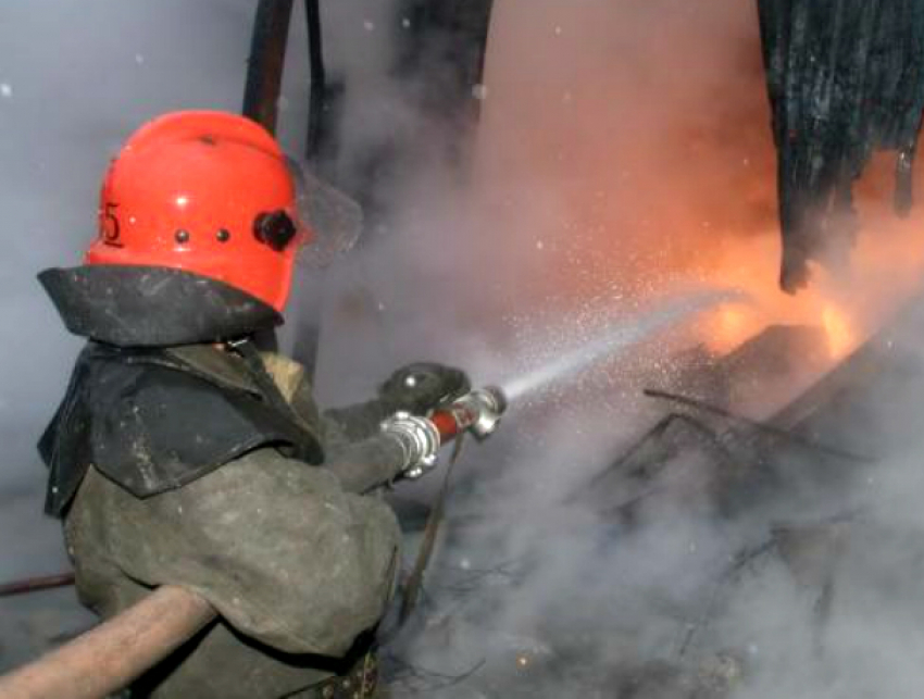 Житель Новочеркасска серьезно обгорел после мощнейшего взрыва бытового газа