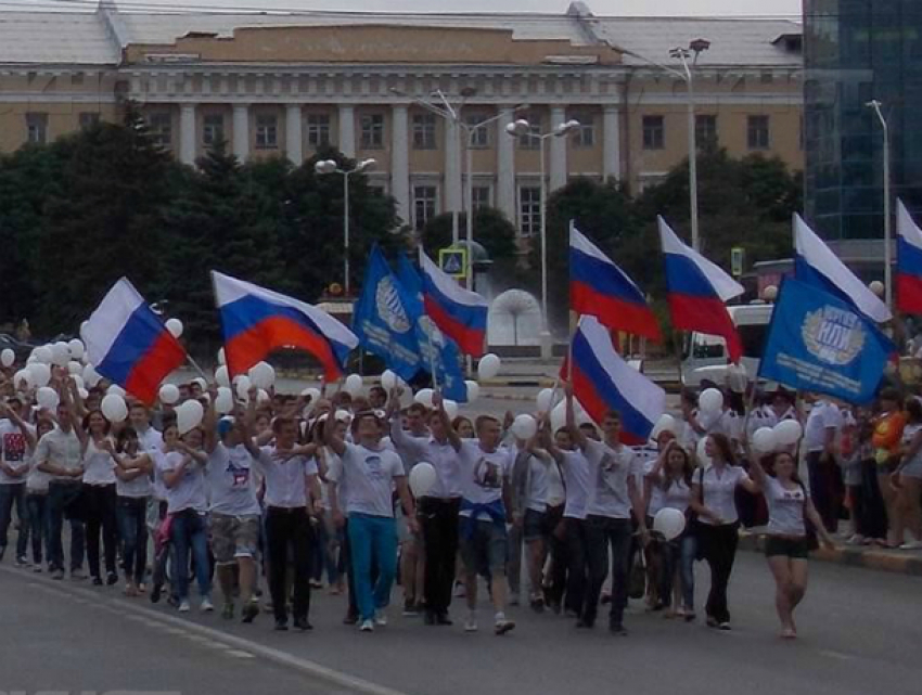 В День России по всему Новочеркасску пройдут концерты и флеш-мобы