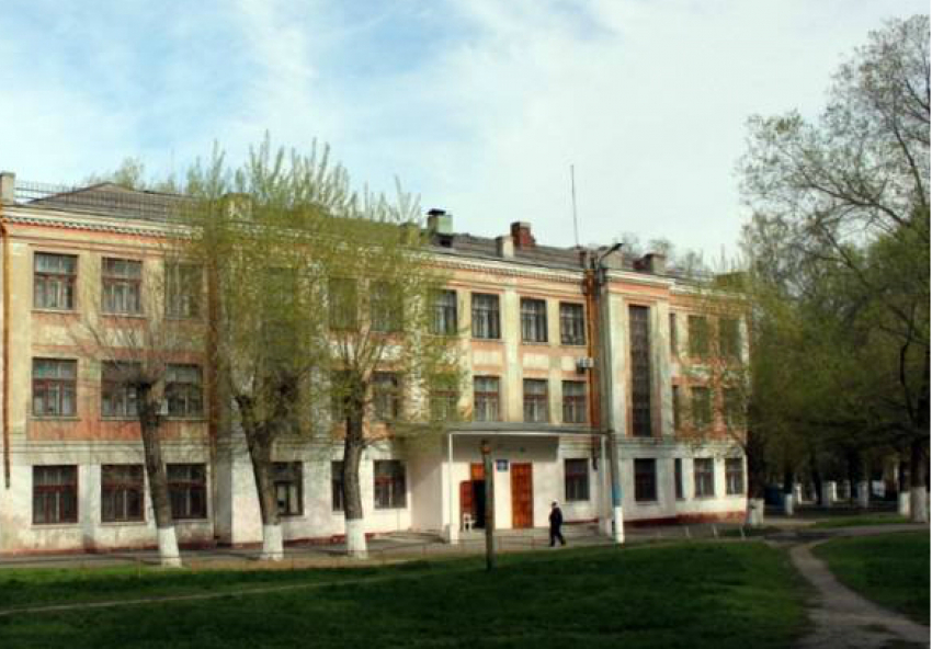 Более 4 миллионов рублей предлагает администрация Новочеркасска за проект ремонта школы №9