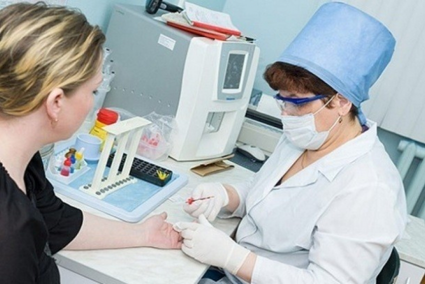 В Новочеркасске из-за дефицита врачей горожане не могут пройти медосмотр