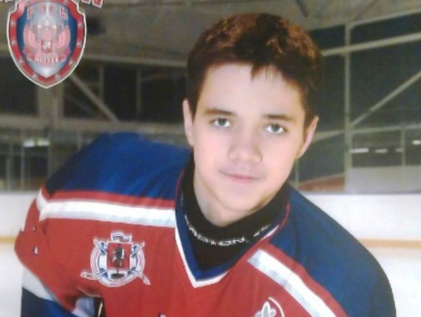 Новочеркасский хоккеист Никита Коробкин получил золотую медаль на «Кубке наций»