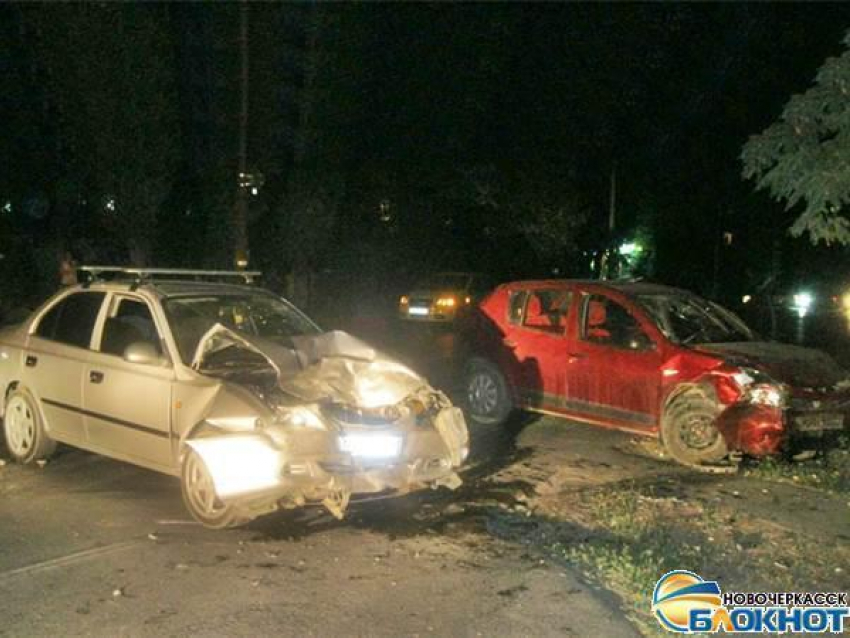 В Новочеркасске два водителя попали в больницу, не поделив перекресток