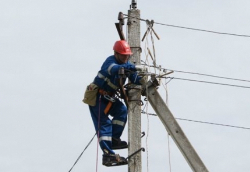 Уик-энд начнется без электричества для жителей трех улиц Новочеркасска