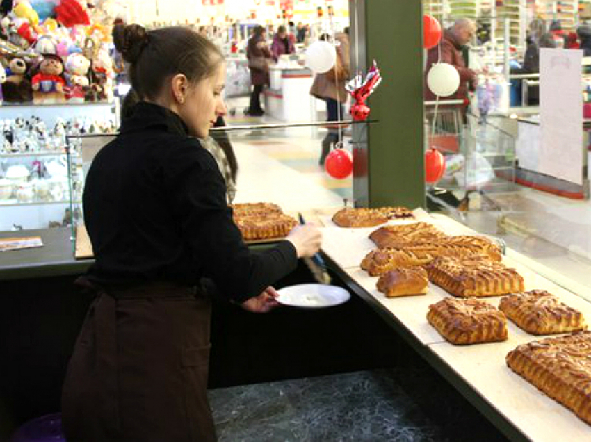 Супермаркет «Магнит» в Новочеркасске крупно оштрафовали за просроченные пироги