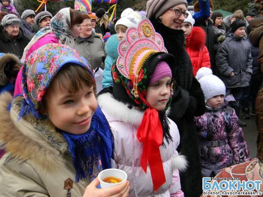 В Новочеркасске шумно проводили Масленицу