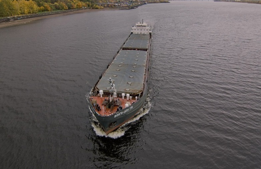 В Багаевском районе пьяного новочеркасца вытащили из-под носа у баржи