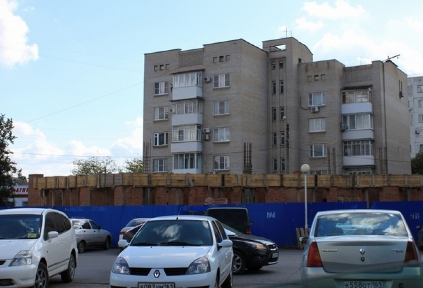 Решение принято: в Новочеркасске отменили установку павильонов на улице Калинина и проспекте Баклановском