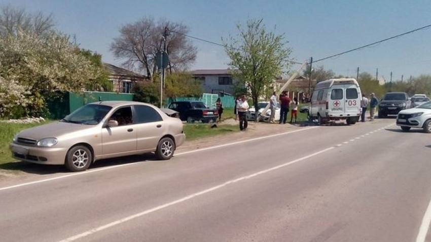 Под Новочеркасском произошло тройное ДТП с пострадавшими