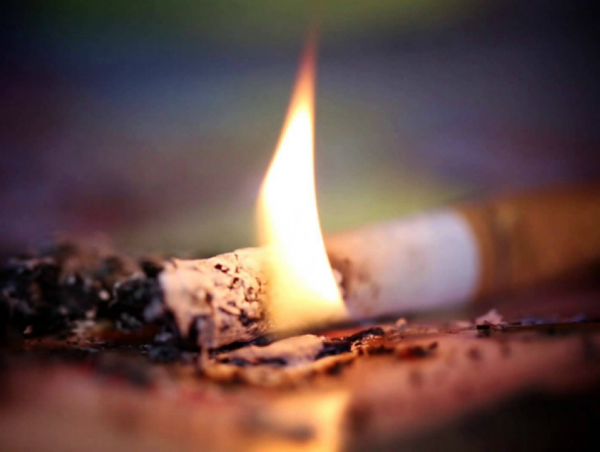 Уснувший с сигаретой нетрезвый мужчина устроил пожар в Новочеркасске